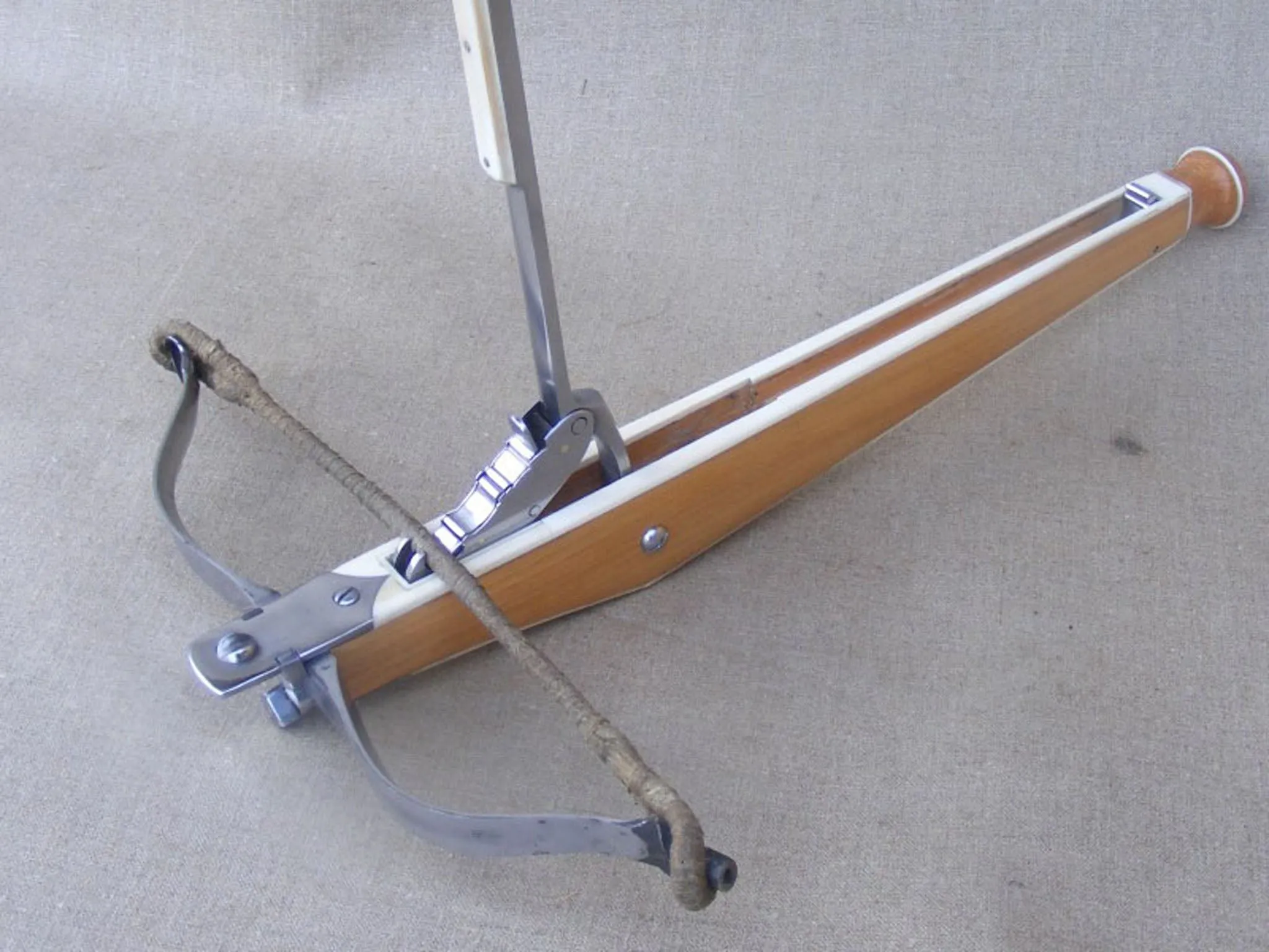 16thC Latchet Crossbow