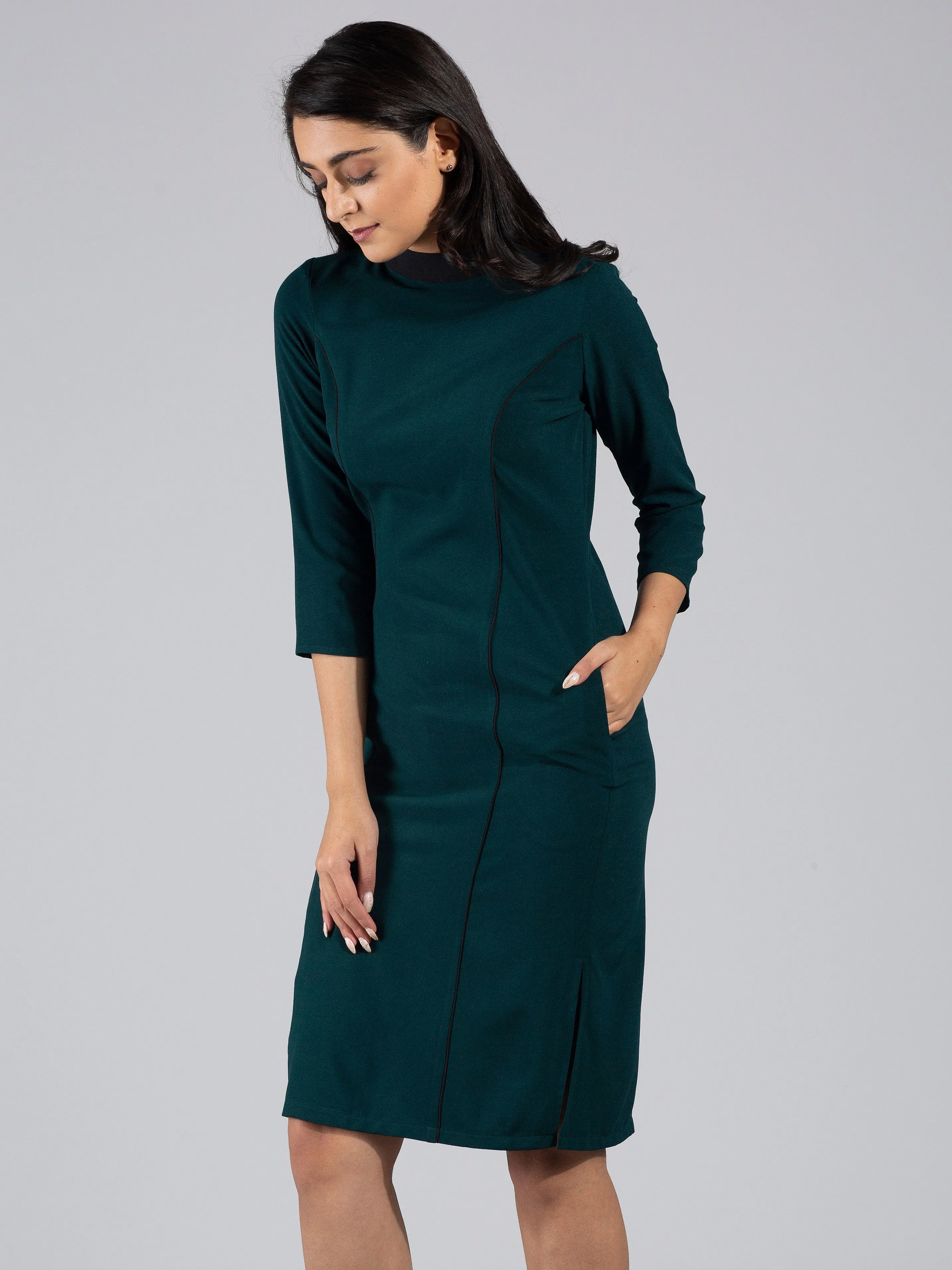 High Neck Colour Block Knee Length Dress - Dark green