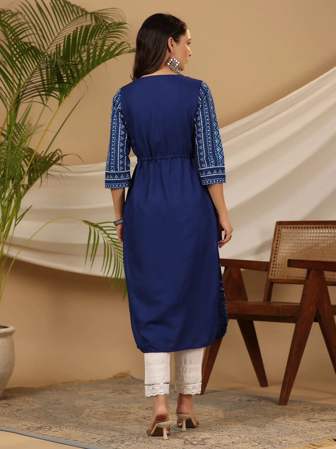 Juniper The Madhubala Women Blue Geometric Printed Rayon Kurta With Contrast Beadwork Sequins & Tassels