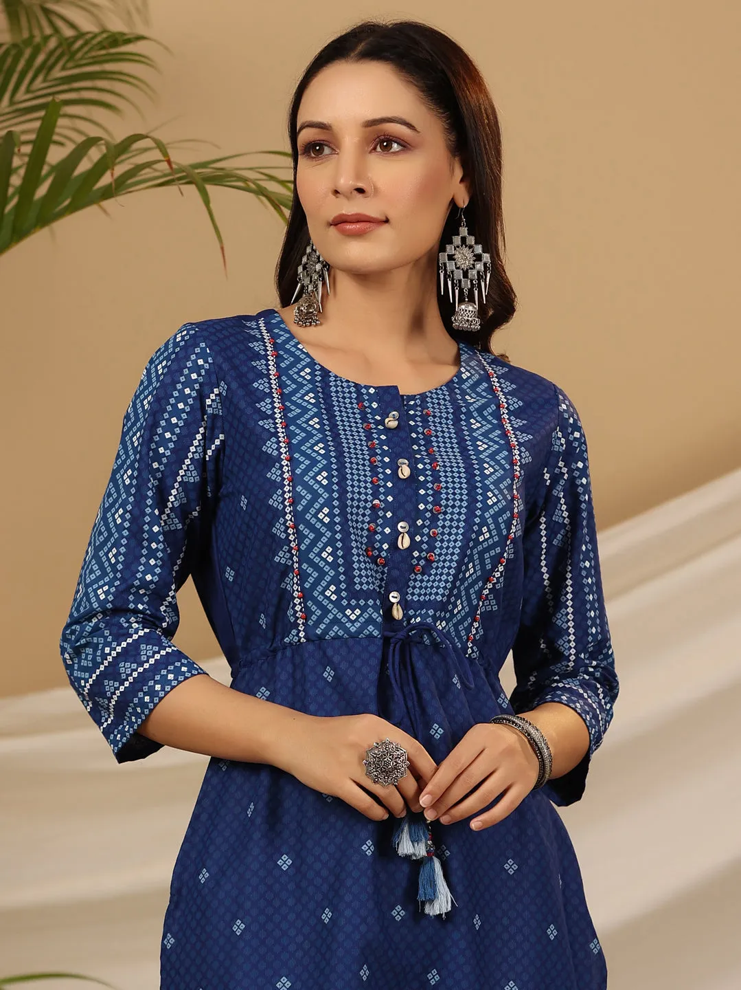 Juniper The Madhubala Women Blue Geometric Printed Rayon Kurta With Contrast Beadwork Sequins & Tassels