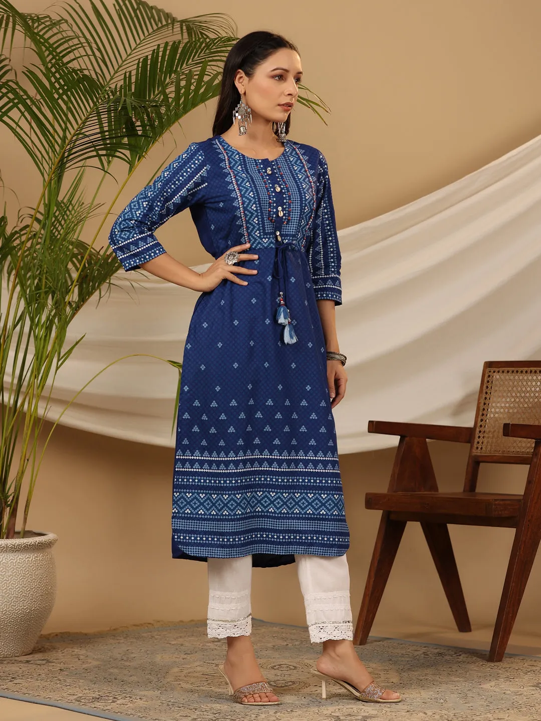 Juniper The Madhubala Women Blue Geometric Printed Rayon Kurta With Contrast Beadwork Sequins & Tassels