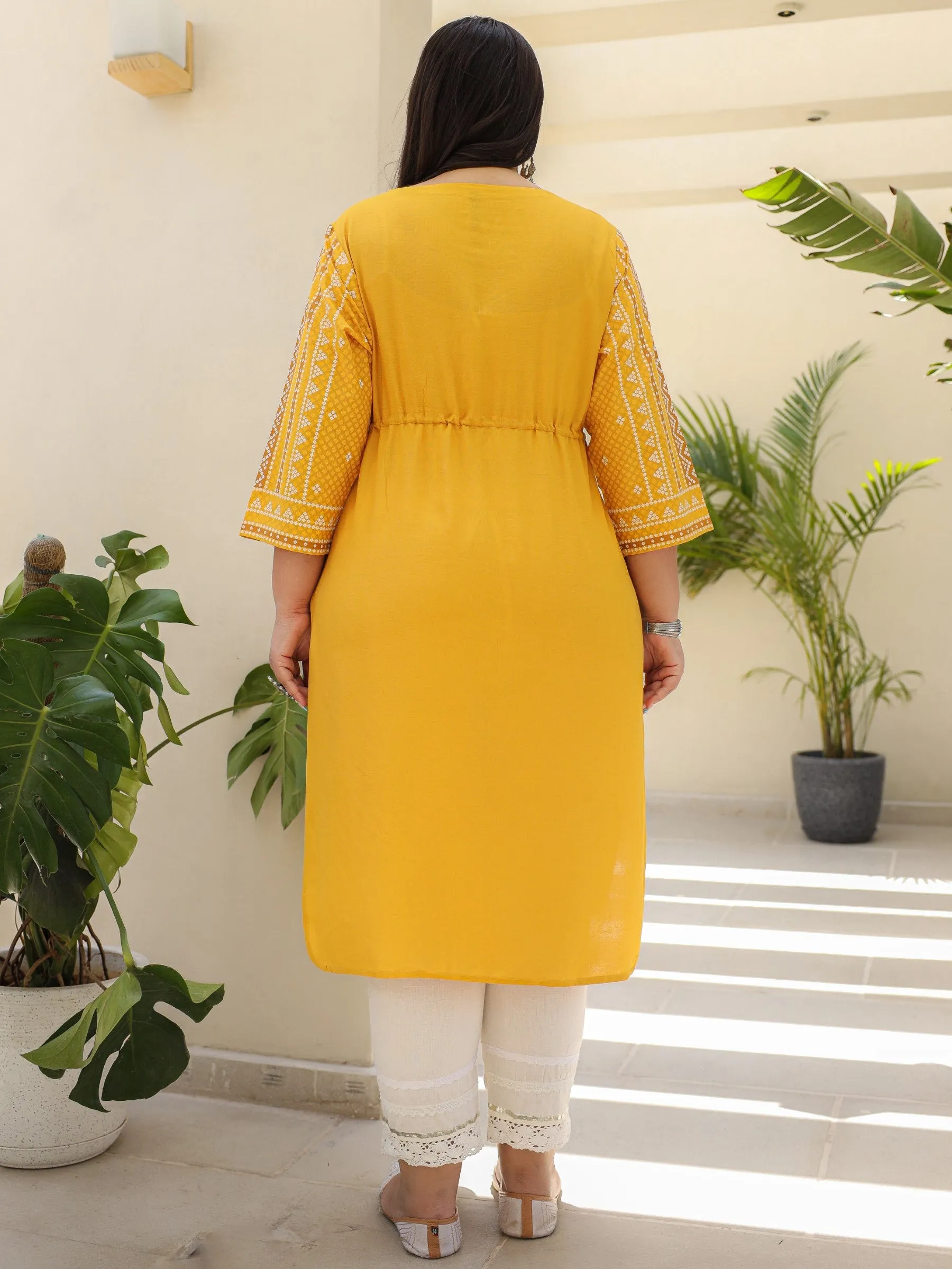 Juniper The Madhubala Women Mustard Geometric Printed Rayon Plus Size Kurta With Contrast Beadwork Sequins & Tassels