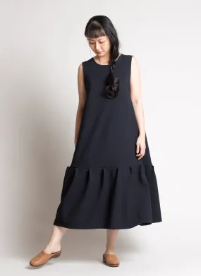 Mangosteen Dropped Waist Pleated Panel Dress - Black Blue