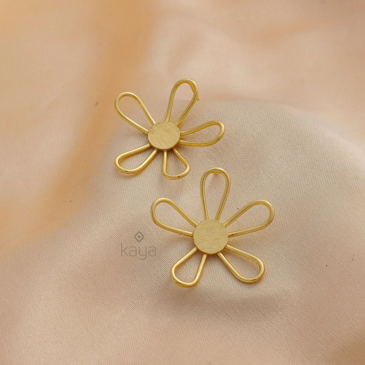 Maria - Flower Earring