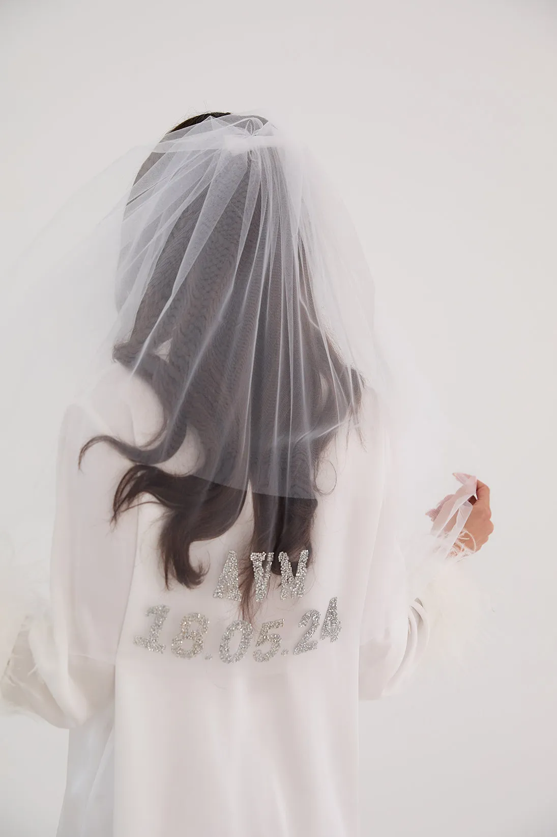 Personalised Bridal Veil with Bow and Letter Embellishment - White