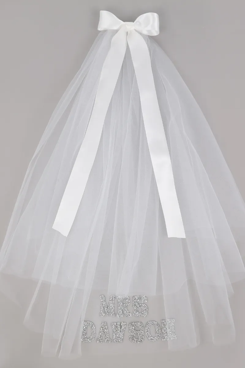 Personalised Bridal Veil with Bow and Letter Embellishment - White