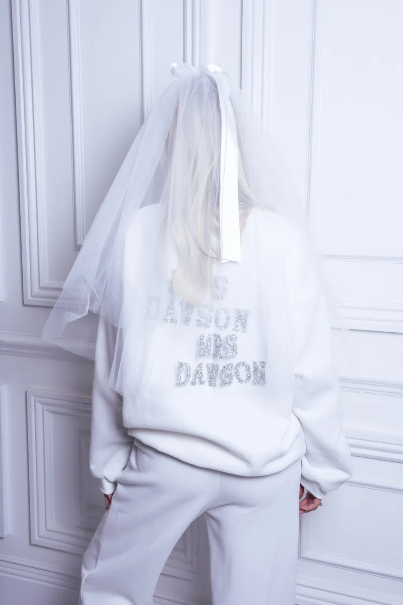 Personalised Bridal Veil with Bow and Letter Embellishment - White