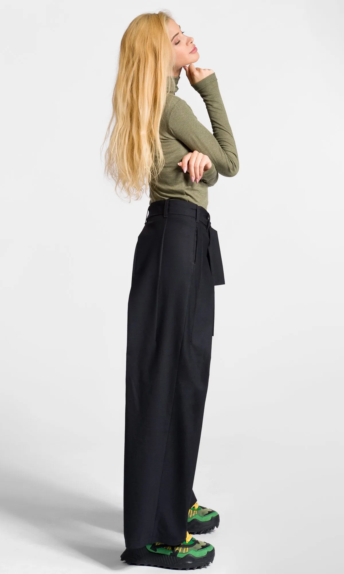 Wide Leg Pants With Ribbon Belt