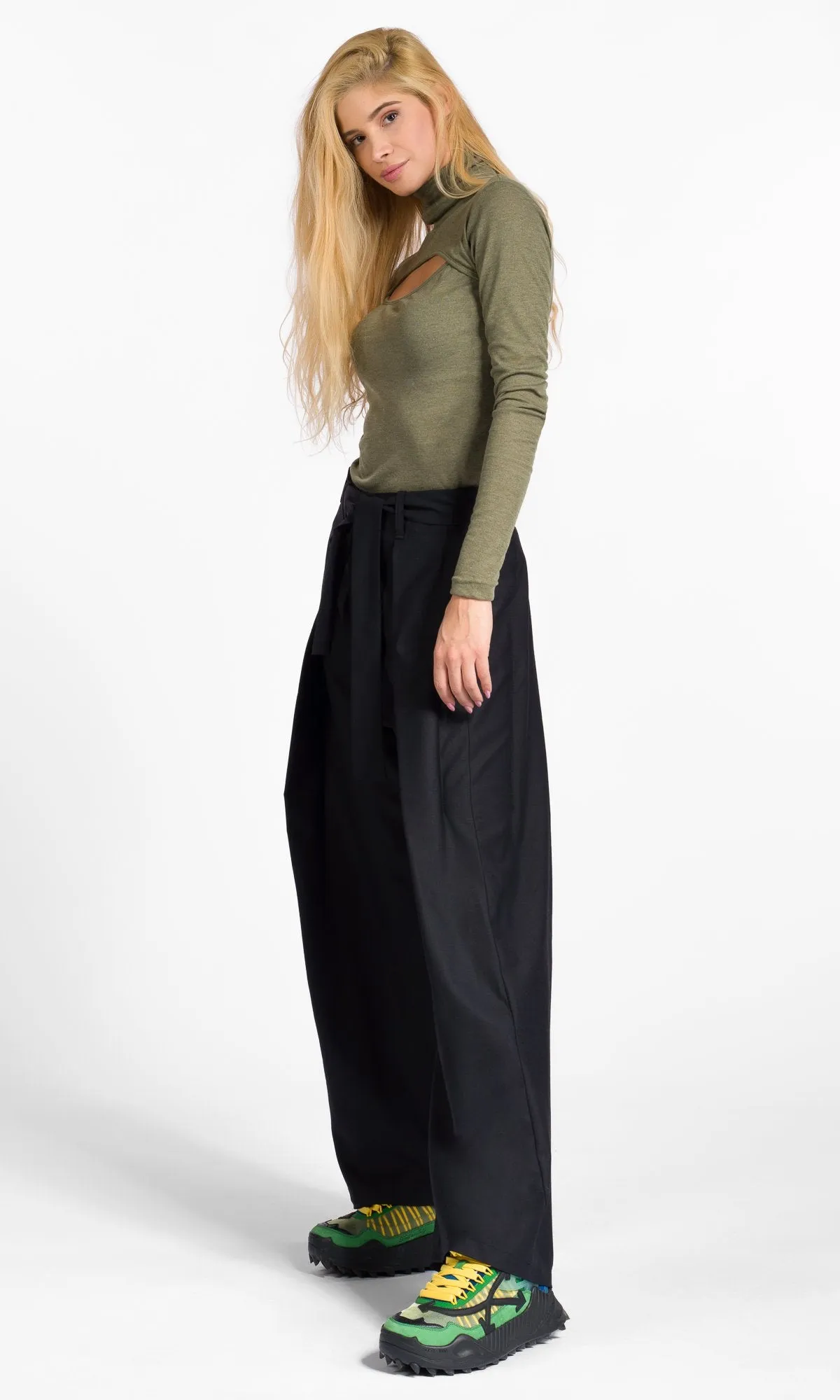 Wide Leg Pants With Ribbon Belt